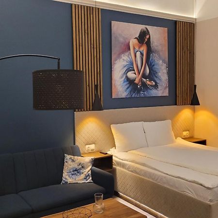 Glamour Apartman Gyula Exterior foto