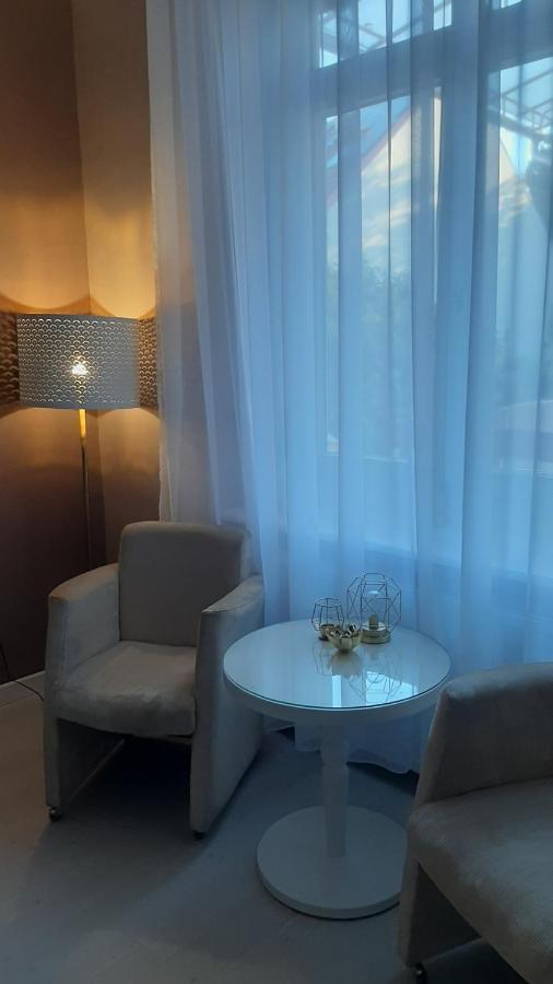 Glamour Apartman Gyula Exterior foto