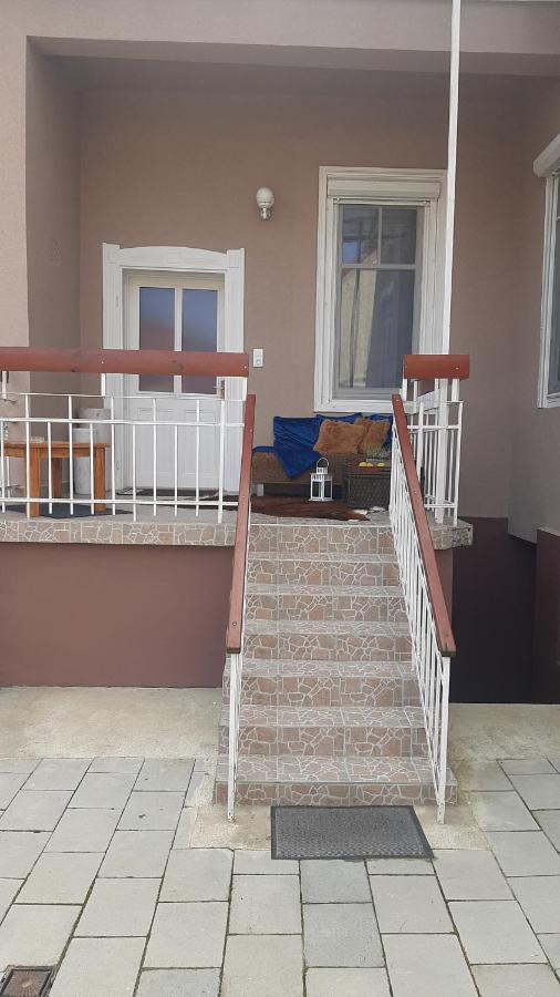 Glamour Apartman Gyula Exterior foto