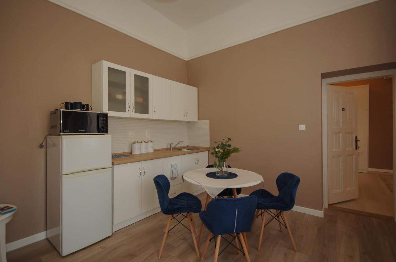 Glamour Apartman Gyula Exterior foto