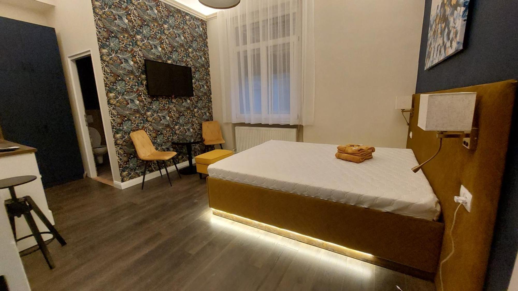 Glamour Apartman Gyula Exterior foto